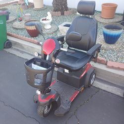 Deluxe Mobility Scooter