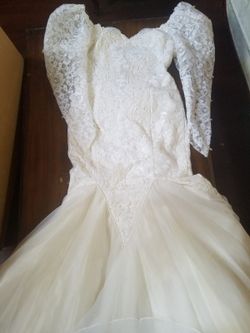 Wedding dress