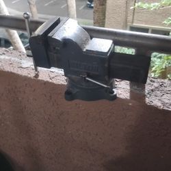 Vintage Wilton Vise Tool