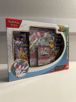 Pokémon TCG Sylveon ex box