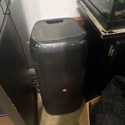 JBL Party Box 360 