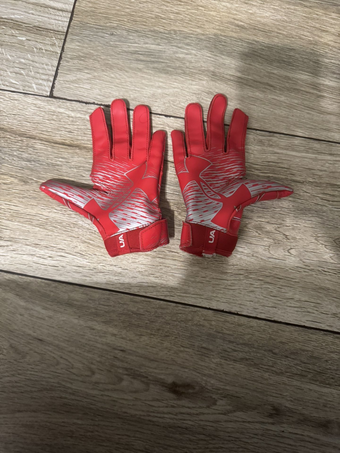 Football Gloves Lightly Used