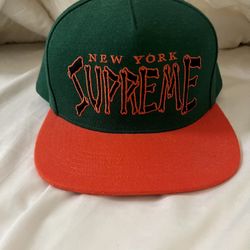 Authentic Supreme Hat NEW never worn