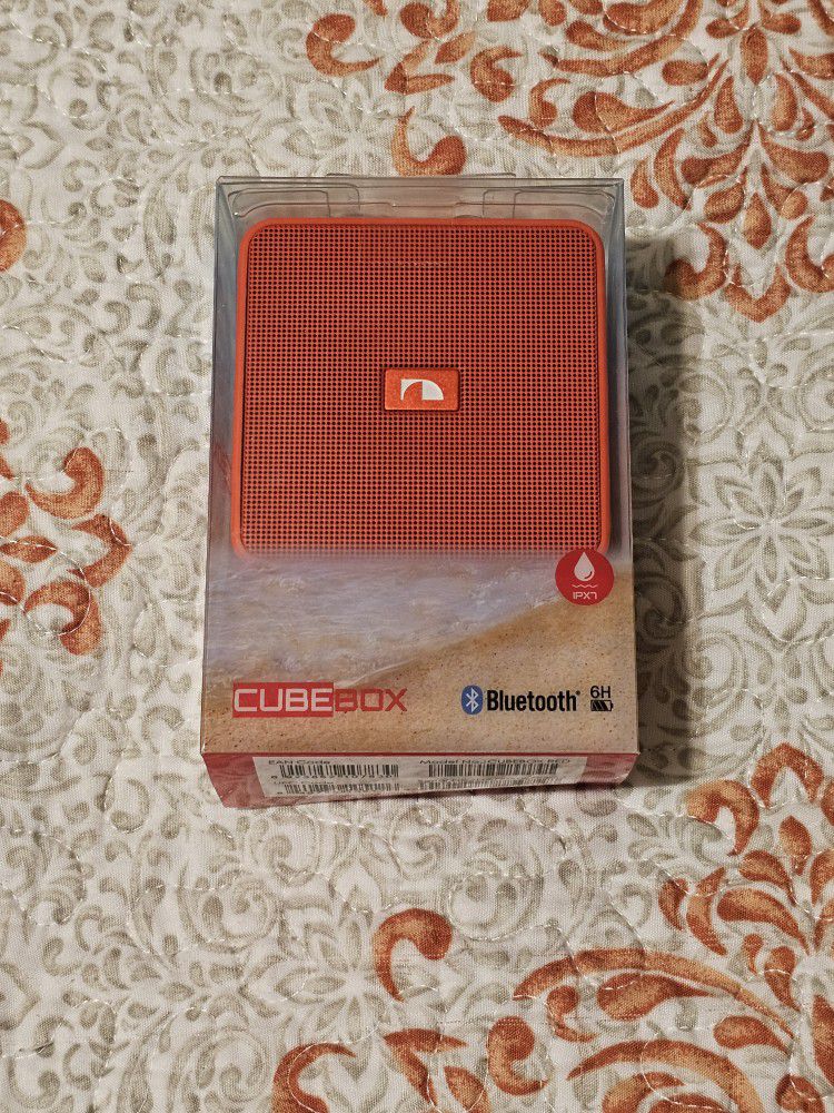 New Nakamichi Cubebox Portable Bluetooth Cube Box Speaker Red NIB