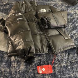 Northface Bubble (Leather)$300