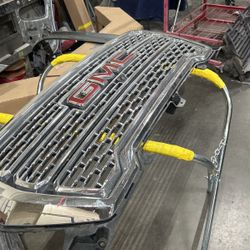 21 Sierra Grille /rear Bumper