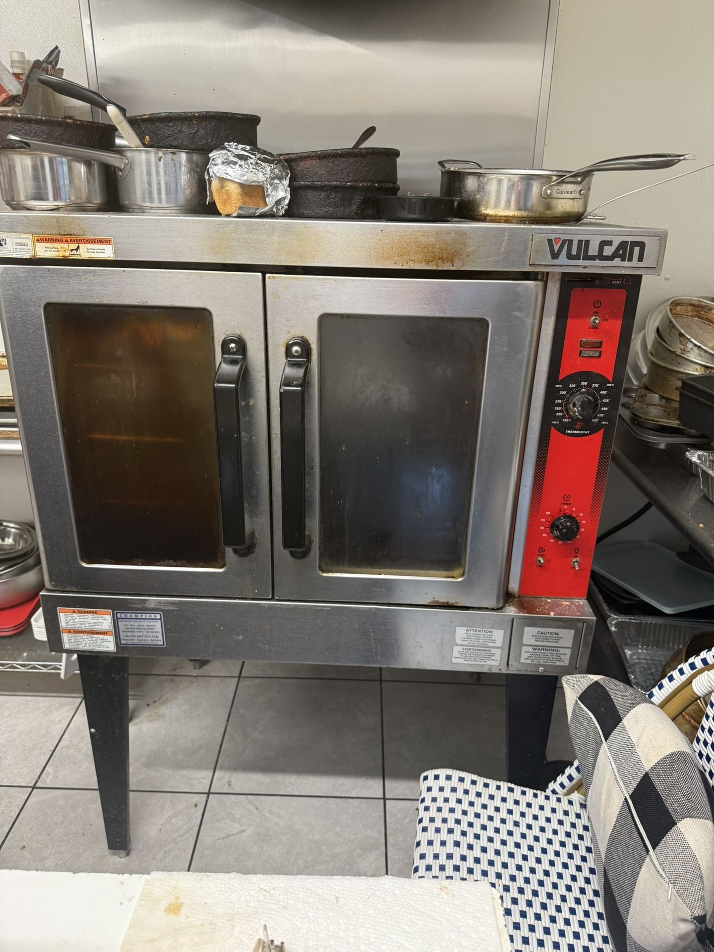 Vulcan VC6ED Full Size Electric Convection Oven with Single Deck, Bakery Depth, Solid State Controls