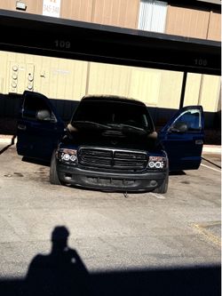 2000 dodge datoka 5.9 RT 140k miles