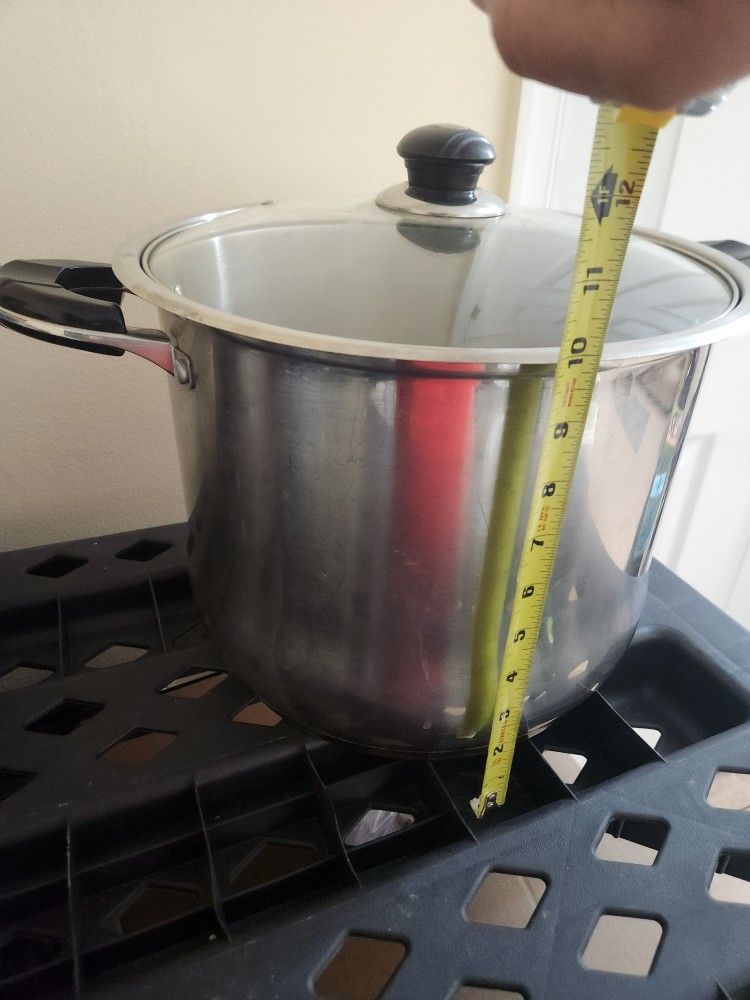 BIG POTS Home & Garden