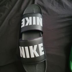 Nike Slides Sz14