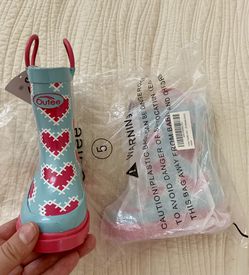 5T toddler rain boots *NEW*