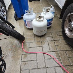 BB-Q Propane Tanks Almost Empty Good Date Codes $10