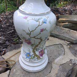 Vintage Chinoiserie ginger jar lamp