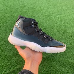 Air Jordan 11 Retro Size 9