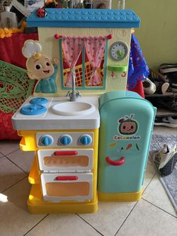 Cocomelon Mini Kitchen