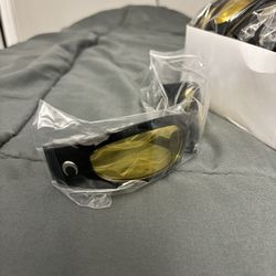 Cyberpunk Vintage Yellow Lens Sunglasses – UV Protection