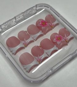 Custom Press on Nails