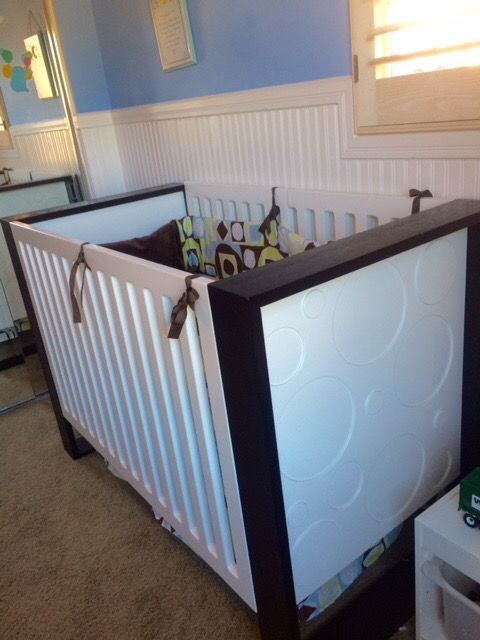 This excellent condition Nurseryworks Aerial Crib