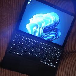 Touchscreen Dell Latitude 2 In 1 Laptop/Tablet Intel Core i5 8 GB RAM 256 GB SSD Webcam  x2 1080P LCD USB C Thunderbolt Port Windows 11 Professional 