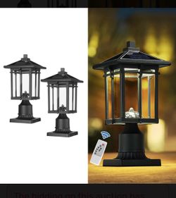 New in the box pair 2X outdoor post solar lights