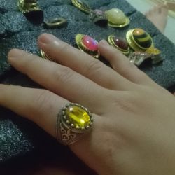 Yellow Glass Stone Ring Vintage Size 7-8