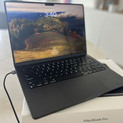 New  Macbook Pro 14” 18 Gb 