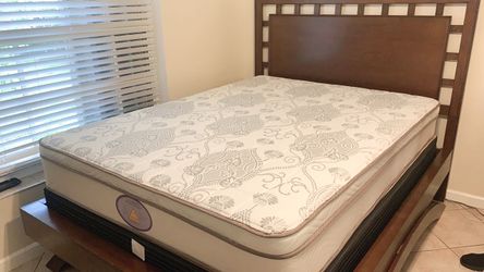 New queen mattress and box spring 2 pc bed frame is not included