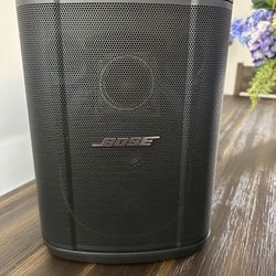 S1 Pro plus Bose speaker system like new with carrying case