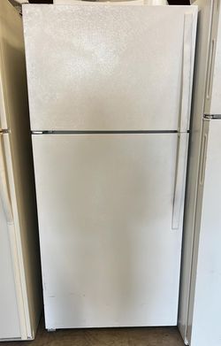 Frigidaire Top Mount  White Refrigerator
