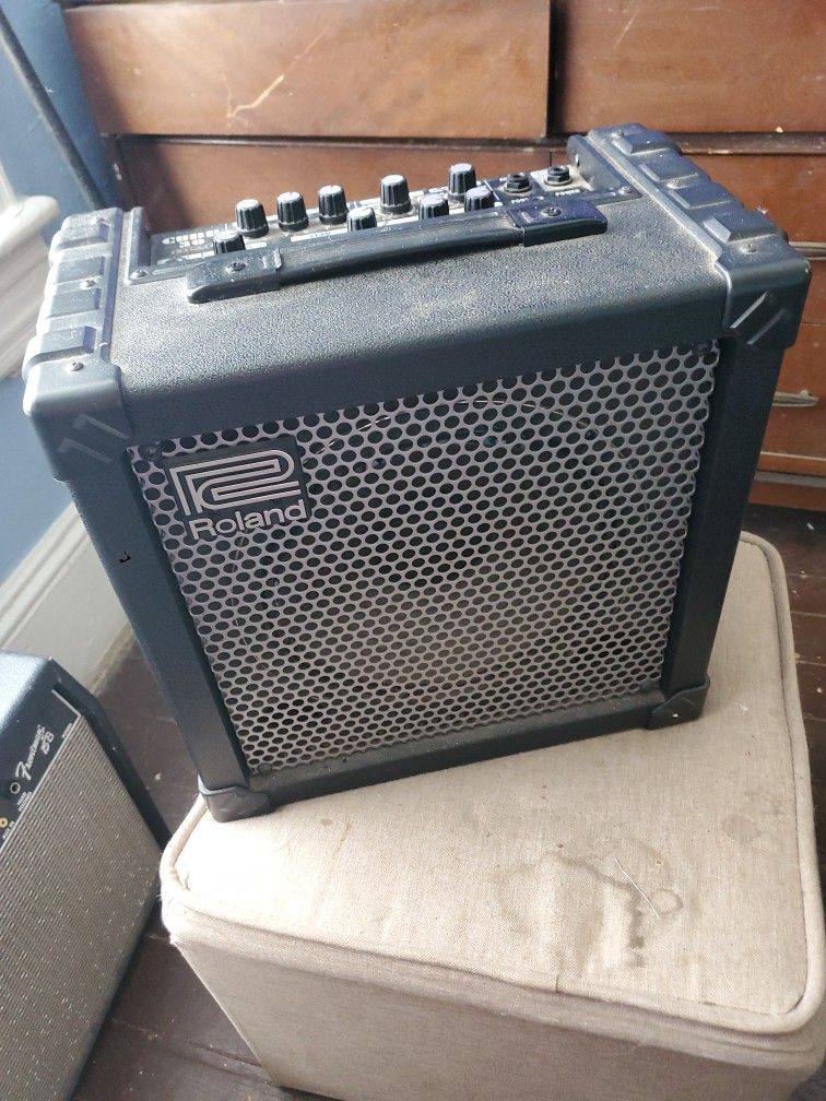 Roland Cube 30