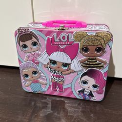 L.O.L Surprise! Lunch Box Tin with Surprise Puzzle 48pc