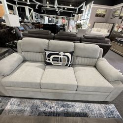 2 Pc Sofa And Loveseat 