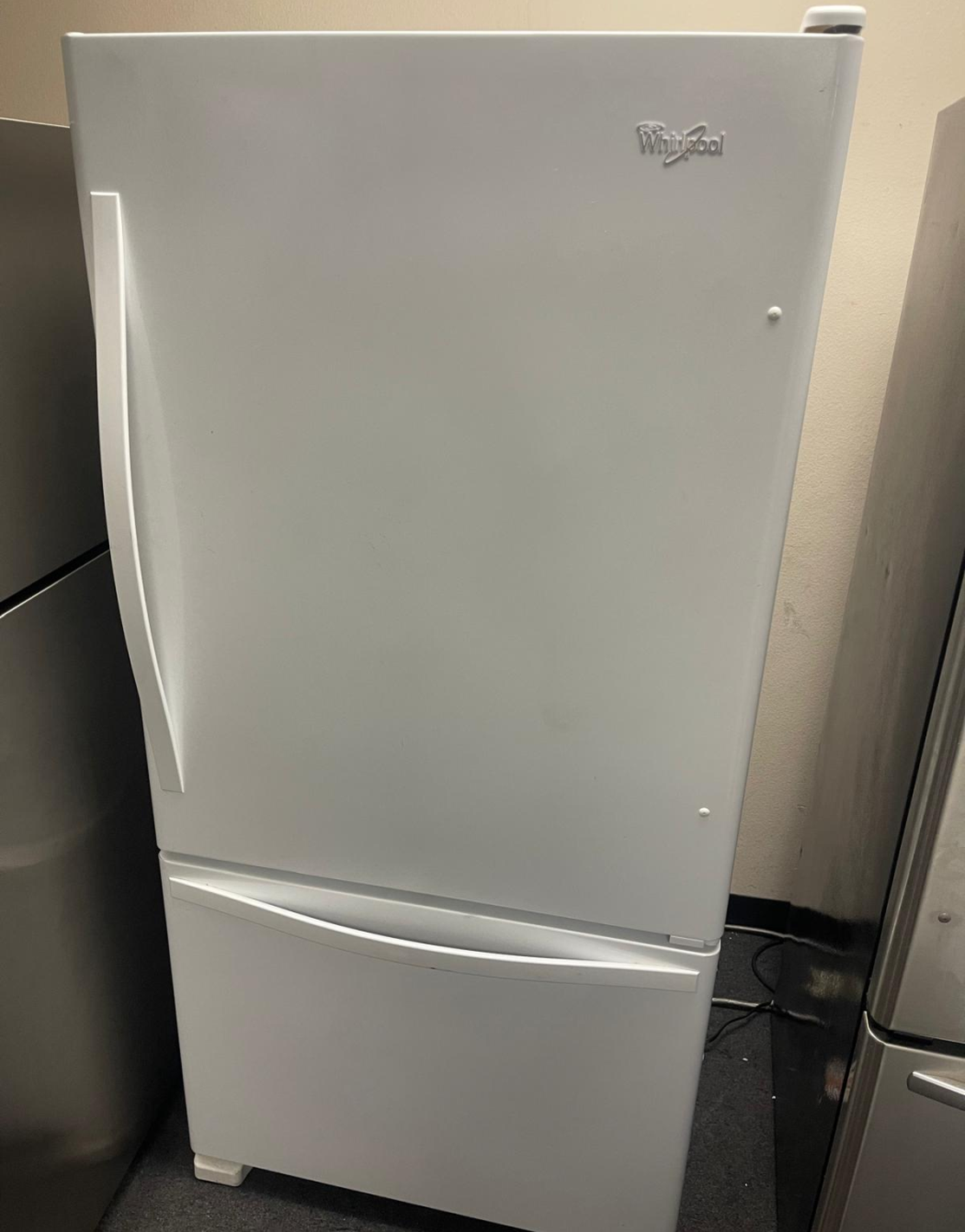 Whirlpool Bottom Freezer White - Energy Efficient