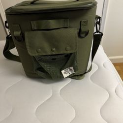 Undefeated Carry Cooler
