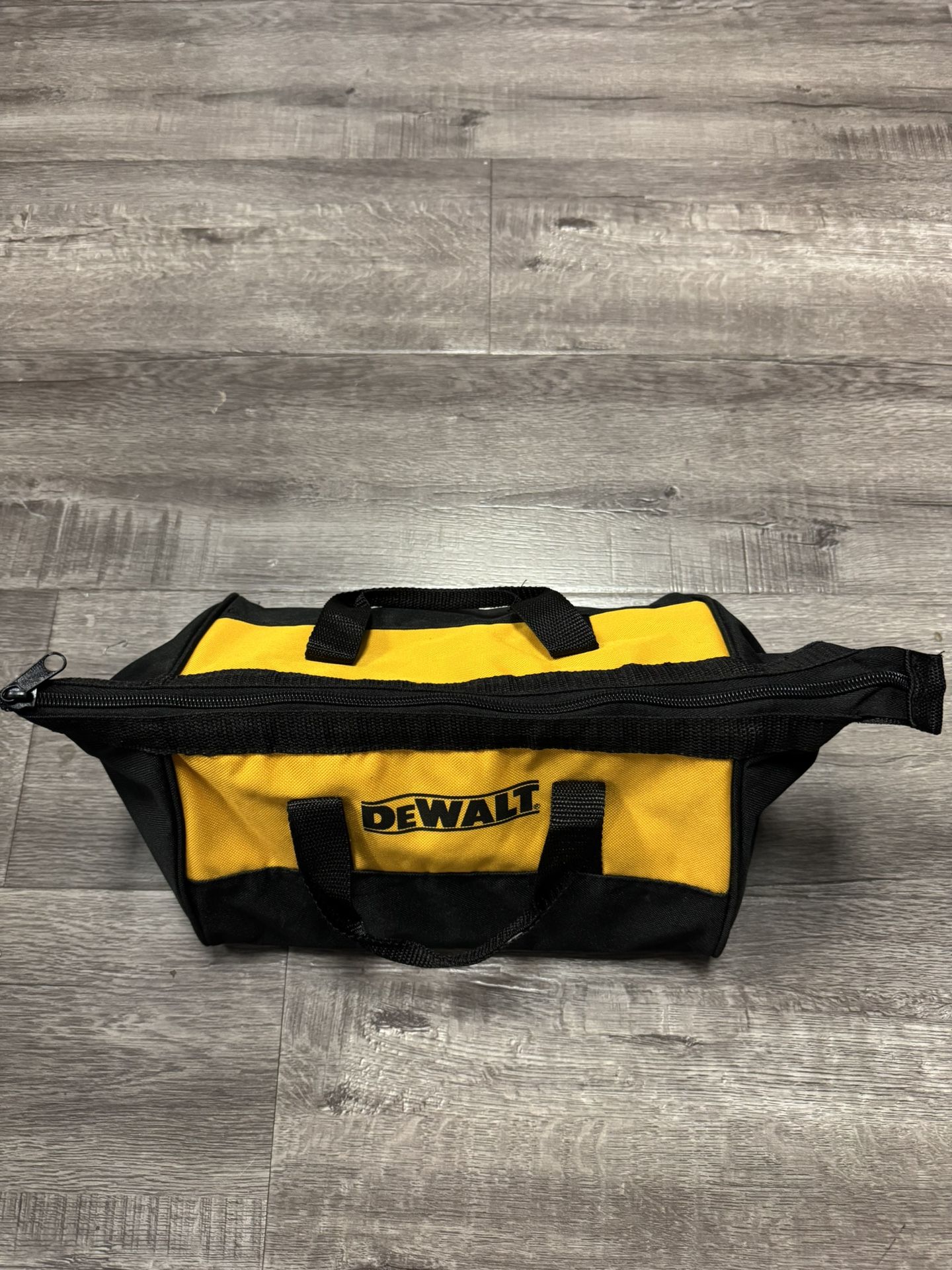 DEWALT TOOL BAG