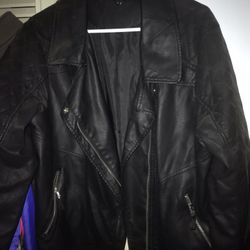 Lnew Large motorcycle jacket only $30 firm