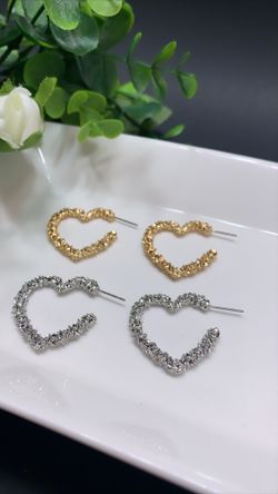 2 Sets Open Heart Stud Earrings Gold Plated, Gold and Silver Color