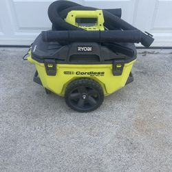 Ryobi vacuum