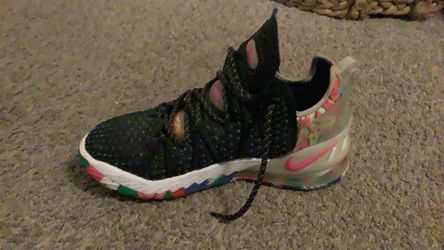 Used LeBron 18 James gang