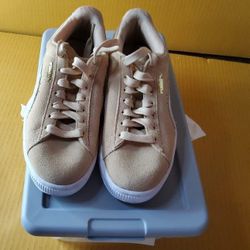 Women's Puma Size 6½