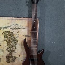 6 Sting Bass For Trade