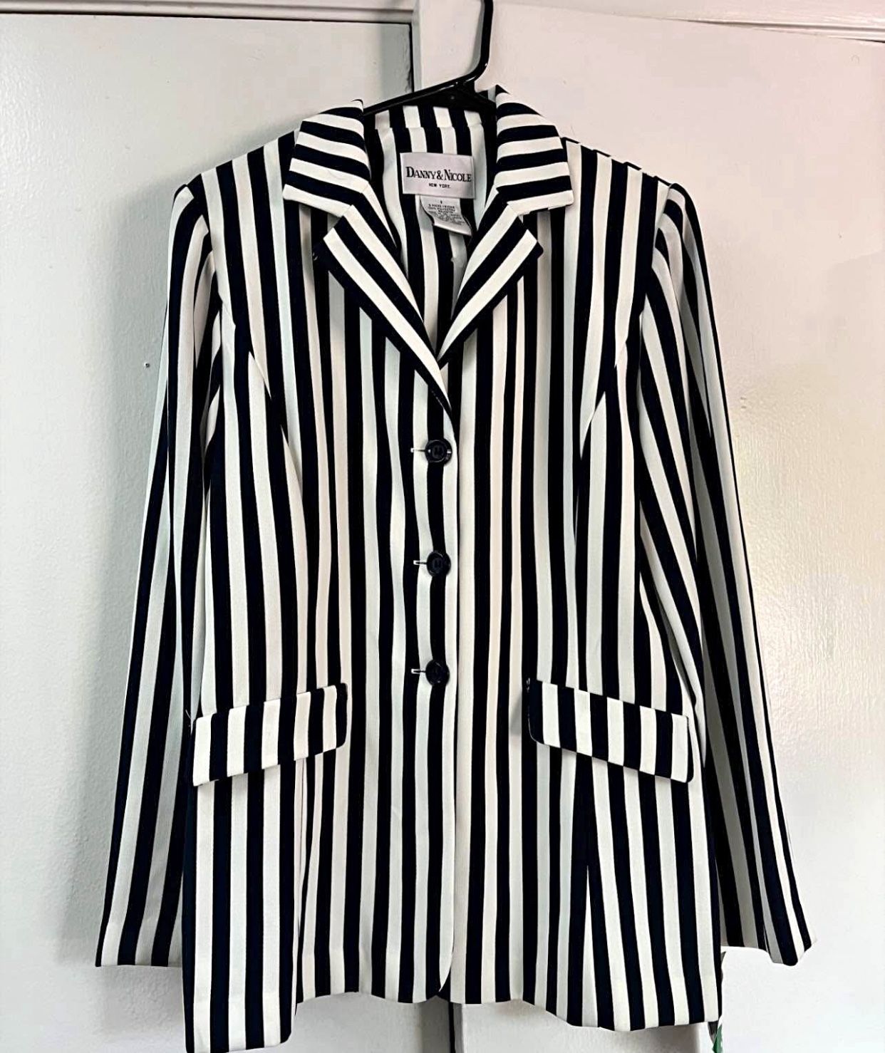 Danny & Nicole Womens Long Leaf Jacket Size 8