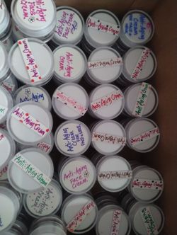 Anti Aging Cream In Stores They $75 Mine $25 If U Get 2or More It's $15