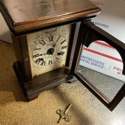 Vintage Key Clock