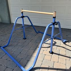 Kids gymnastics bar