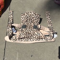 BABYBJORN baby carrier one Leopard Print