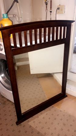 Dresser mirror
