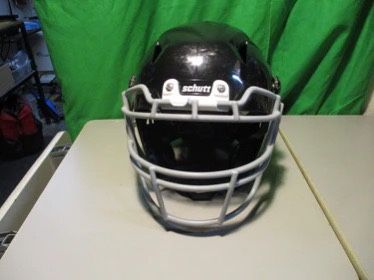 Used Schutt Vengeance A11 Youth XL Football Helmet ( Read Description )