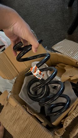 Oem 2023 chrysler 300 springs