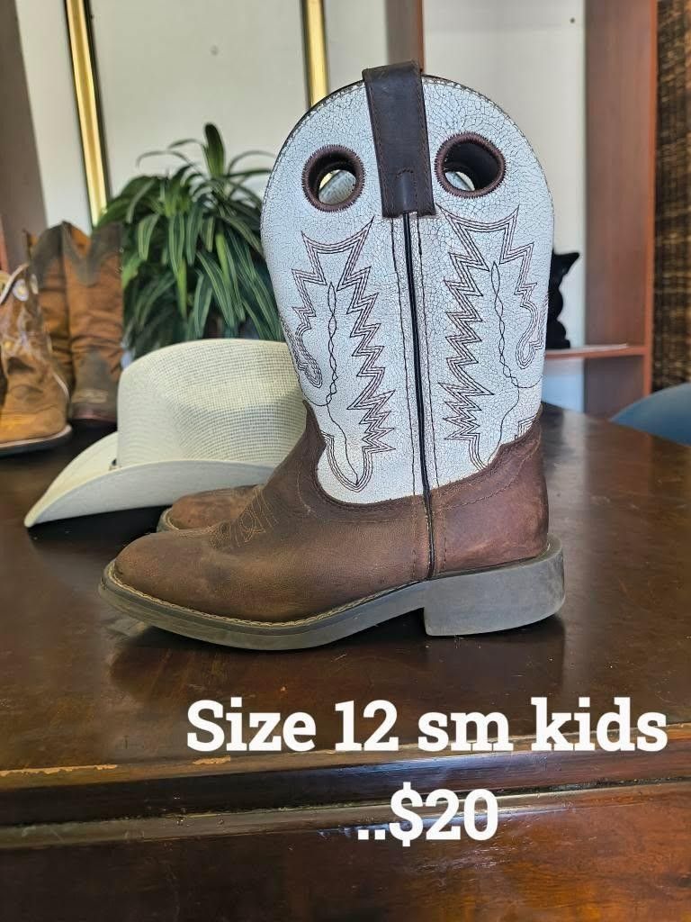 Kids Boots
